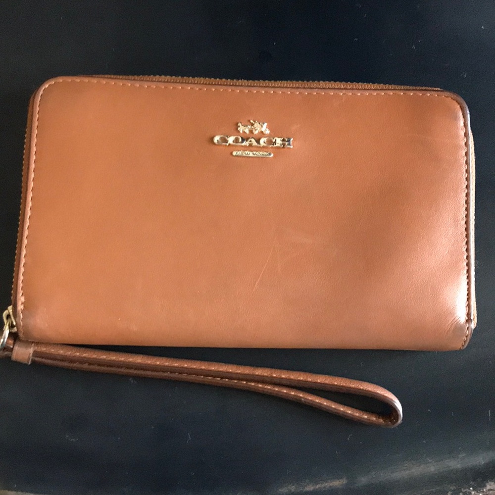 Tan coach wallet